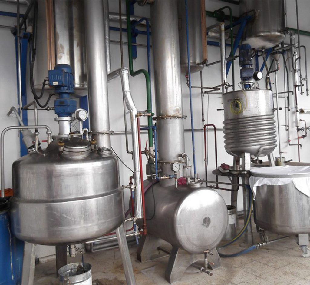 Stainless steel turbo extractor with drive motor and condenser