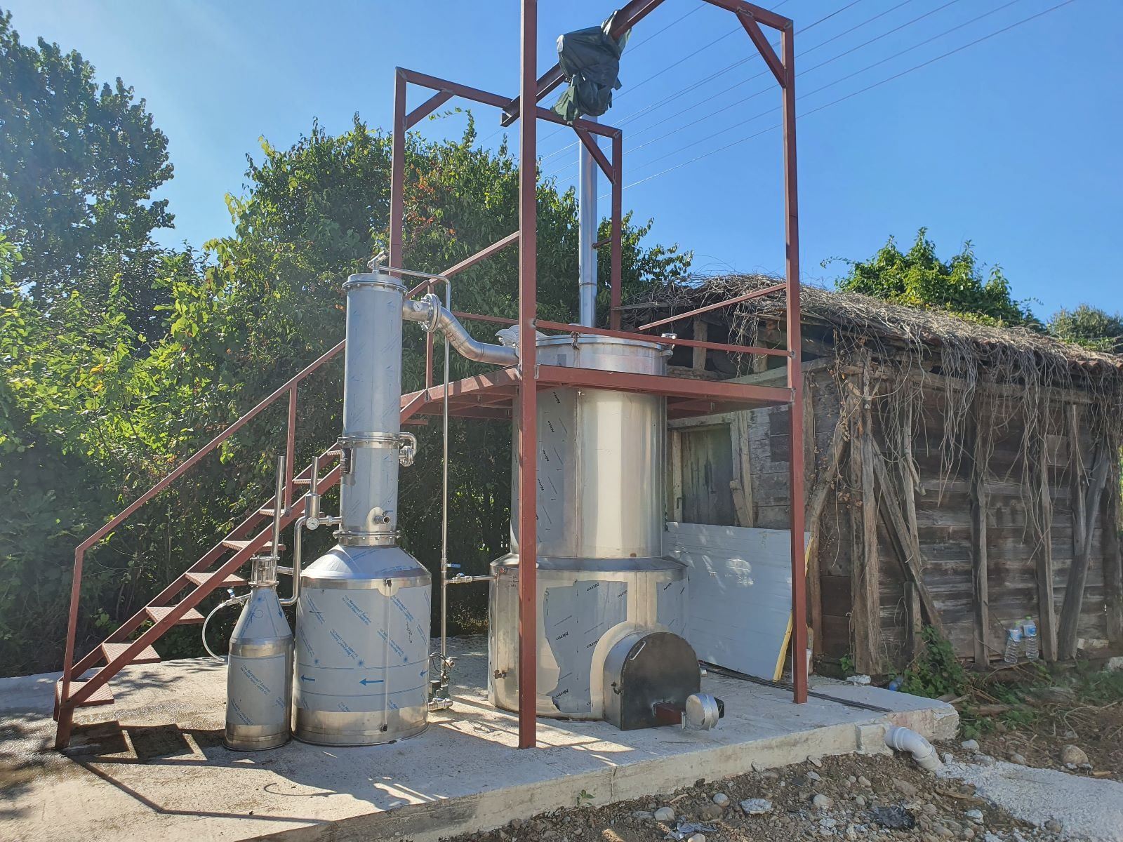 Outdoor steam distillation unit for thyme and other herbs