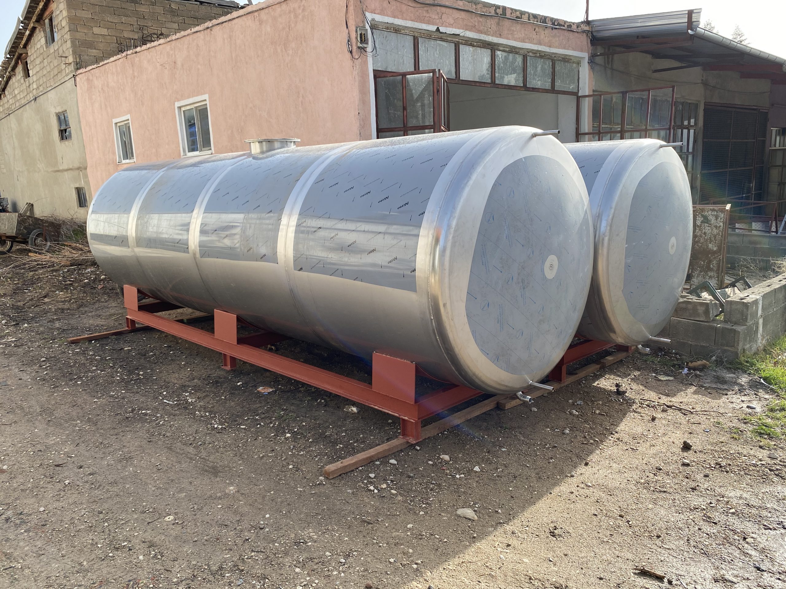 Horizontal stainless steel storage tanks ready for delivery