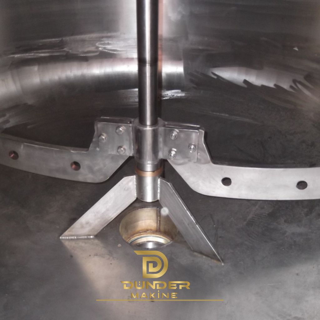 Anchor Agitators in Stainless Steel Mixing Tanks: How They Work and When to Use Them