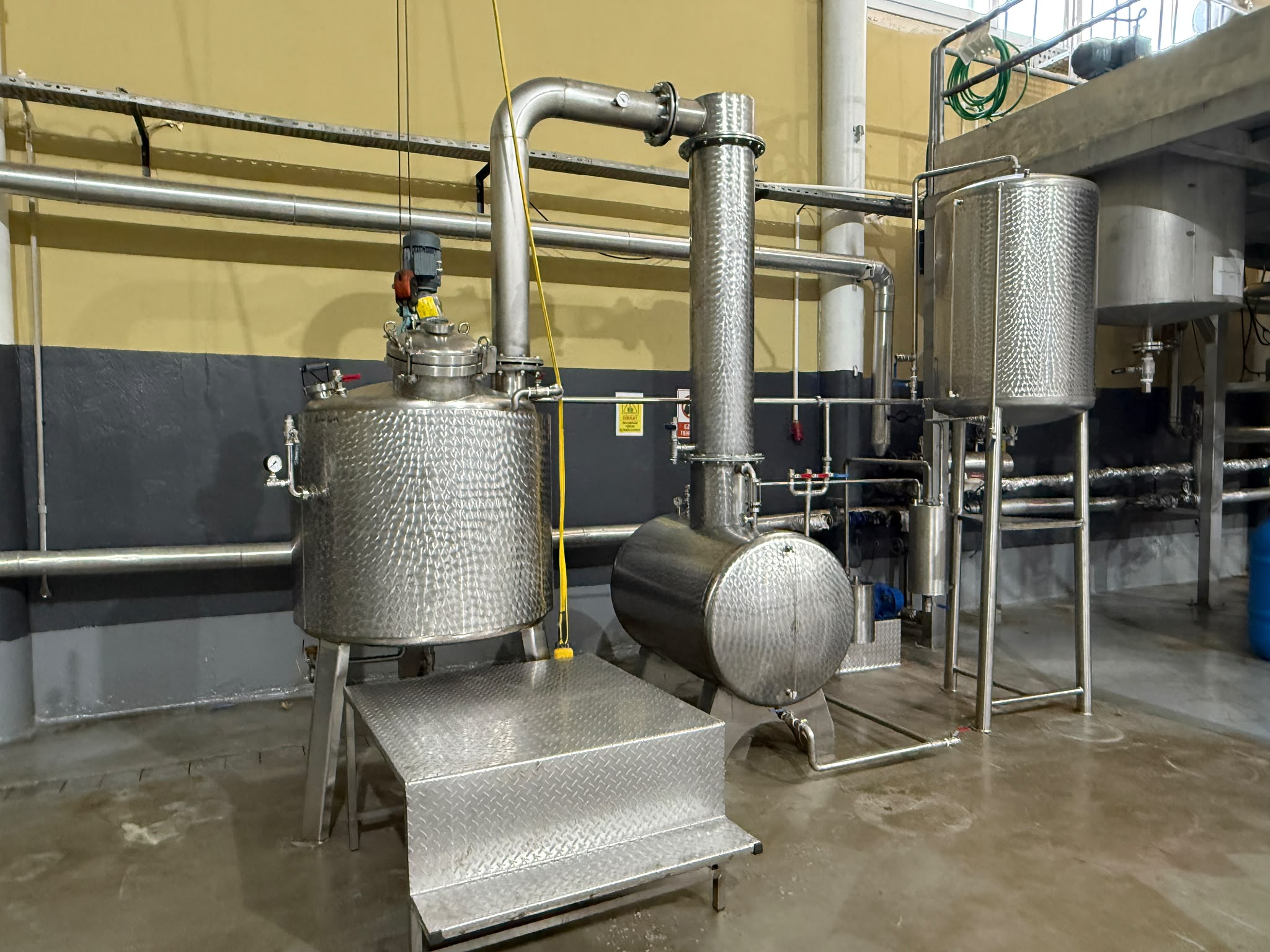 EVP-600 vacuum evaporator in stainless steel by Dünder Makine
